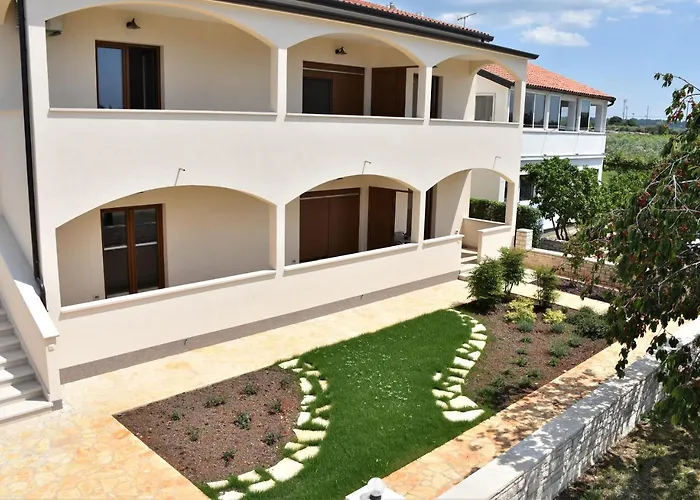 Apartmani Diana
